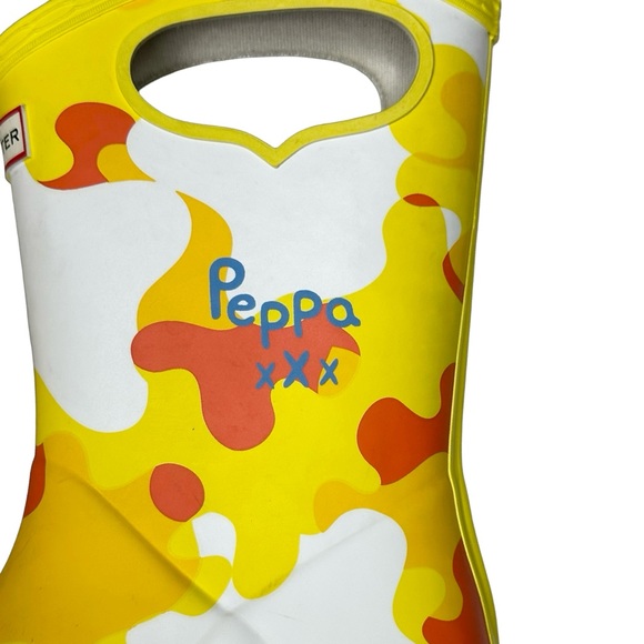 Hunter X Peppa Pig Limited Edition Grab Handle Rain Boots - Picture 5 of 10